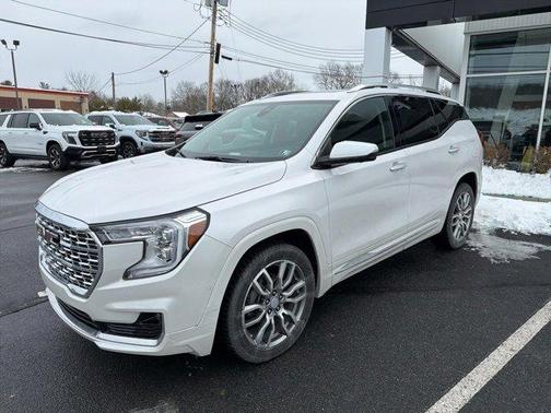 2023 GMC Terrain Denali