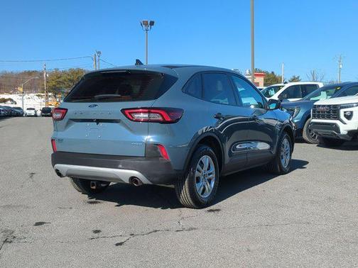 2023 Ford Escape SE