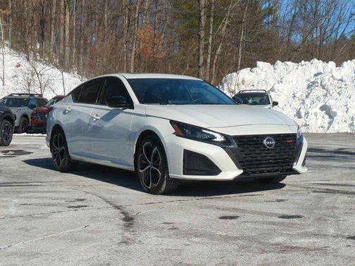 2024 Nissan Altima SR Intelligent AWD