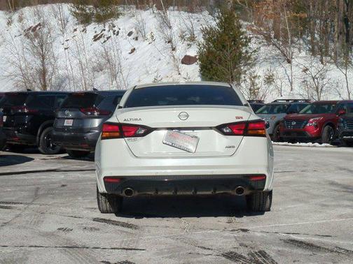 2024 Nissan Altima SR Intelligent AWD