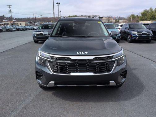 Gravity Gray 2026 Kia Seltos S