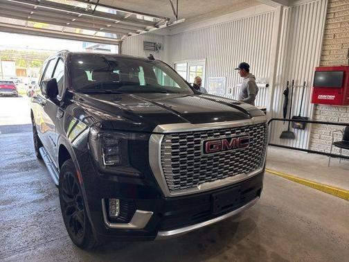 Onyx Black 2024 GMC Yukon Denali