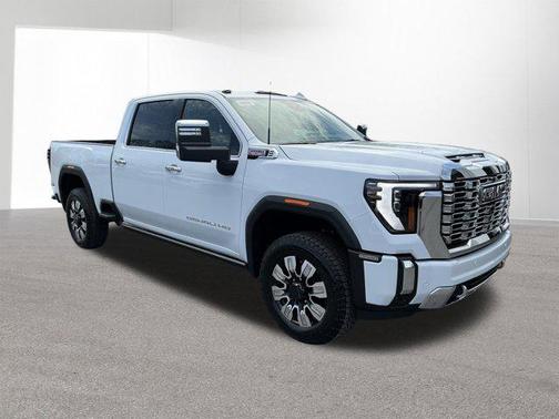 Glacier White Tricoat 2026 GMC Sierra 2500 Denali