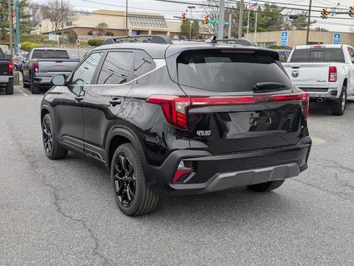 2025 Kia Seltos X-Line