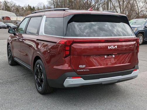 2025 Kia Carnival EX