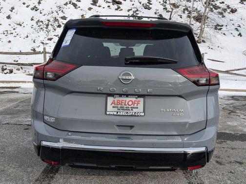 2025 Nissan Rogue Platinum