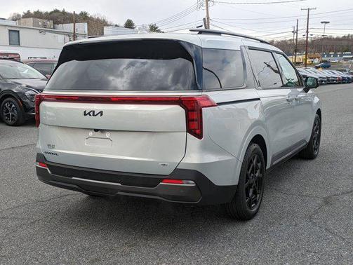 2025 Kia Carnival Hybrid SX