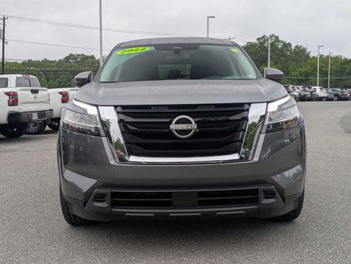 2022 Nissan Pathfinder S 4WD