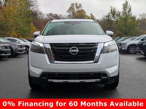 2025 Nissan Pathfinder SL 4WD