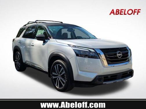 2025 Nissan Pathfinder Platinum 4WD