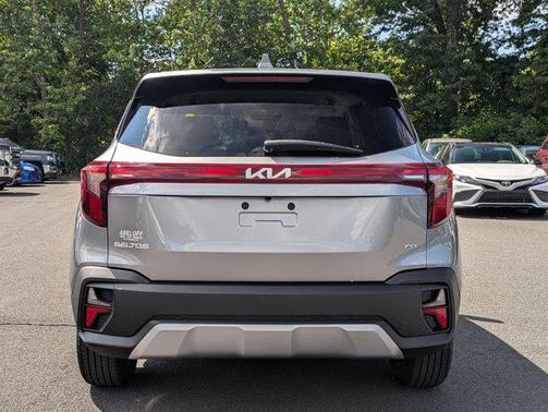 2025 Kia Seltos LX