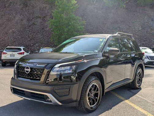 2025 Nissan Pathfinder Rock Creek 4WD