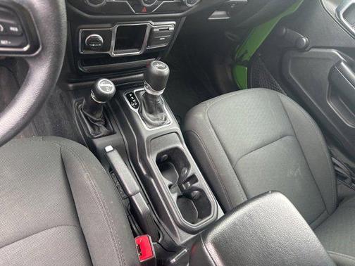 2019 Jeep Wrangler Sport