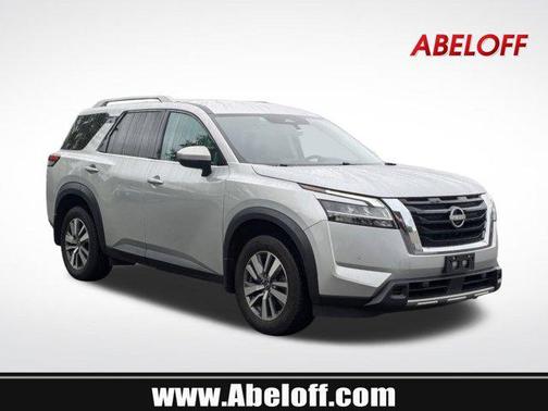2024 Nissan Pathfinder SL 4WD
