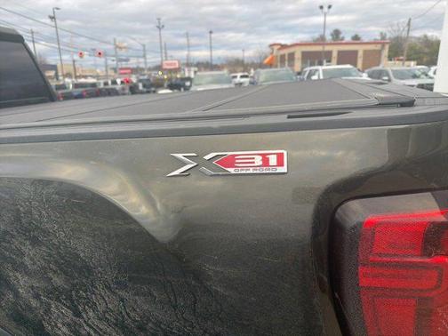 2022 GMC Sierra 2500 SLT