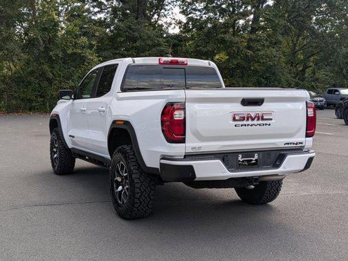 2024 GMC Canyon AT4X