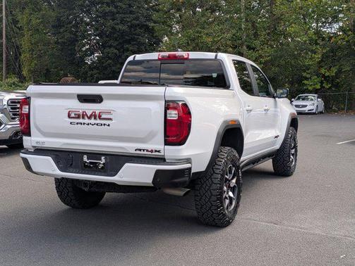2024 GMC Canyon AT4X