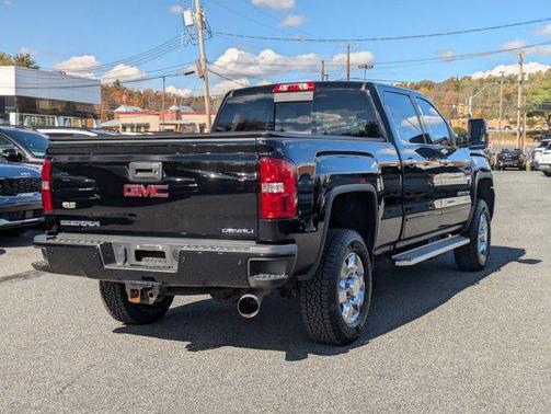 2019 GMC Sierra 3500 Denali