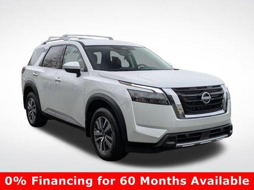 2025 Nissan Pathfinder SL 4WD