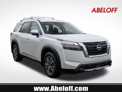 2025 Nissan Pathfinder SL 4WD