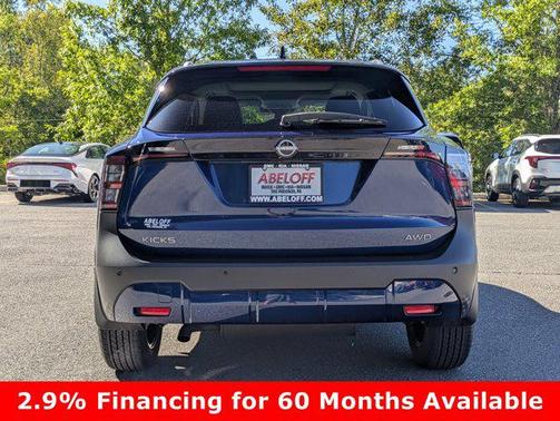 2025 Nissan Kicks SV