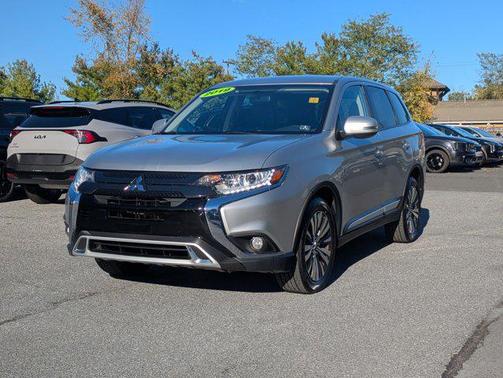 2019 Mitsubishi Outlander SE