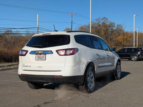 2017 Chevrolet Traverse LS