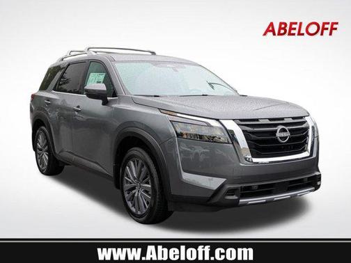 2025 Nissan Pathfinder SL 4WD