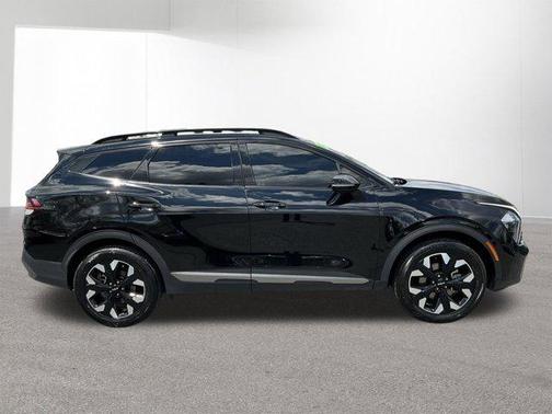 Ebony Black 2023 Kia Sportage X-Line