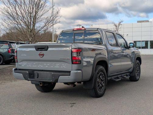 2022 Nissan Frontier PRO-4X