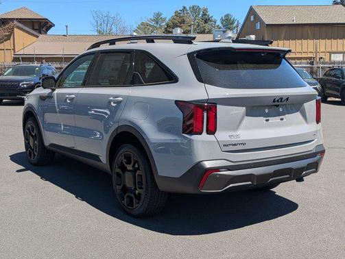 2025 Kia Sorento SX