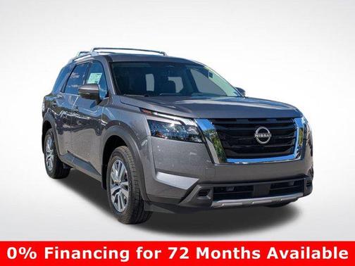 2025 Nissan Pathfinder SL 4WD