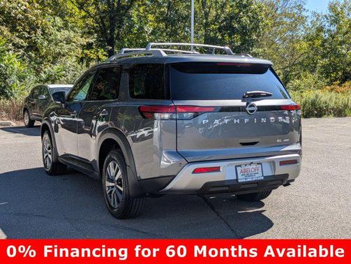 2025 Nissan Pathfinder SL 4WD