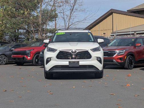 2021 Toyota Highlander XLE