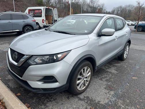 2022 Nissan Rogue Sport S