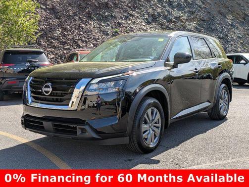 2025 Nissan Pathfinder S 4WD