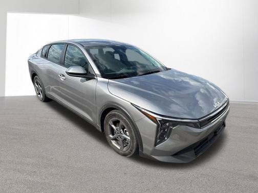 Steel Gray 2025 Kia K4 LXS