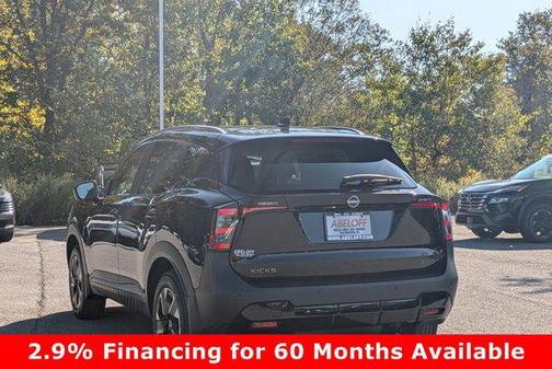 2025 Nissan Kicks SV