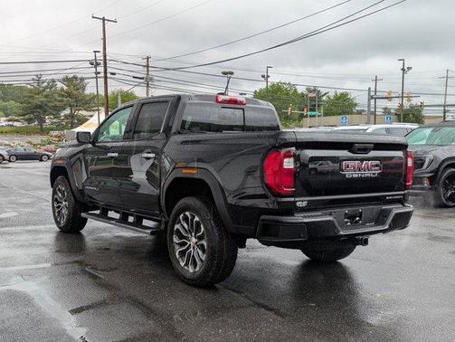 2025 GMC Canyon Denali