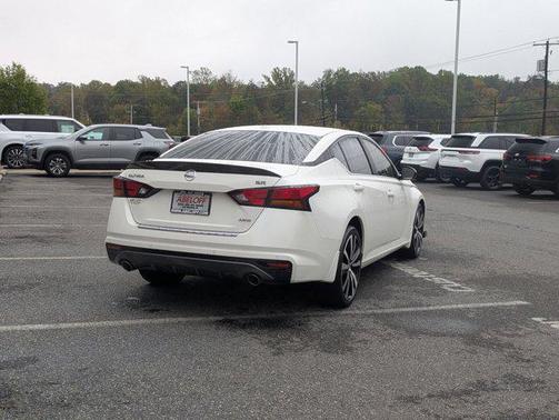 2021 Nissan Altima SR Intelligent AWD