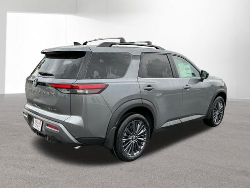 GUN METALL 2026 Nissan Pathfinder SL