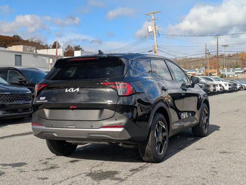 2026 Kia Sportage SX Turbo