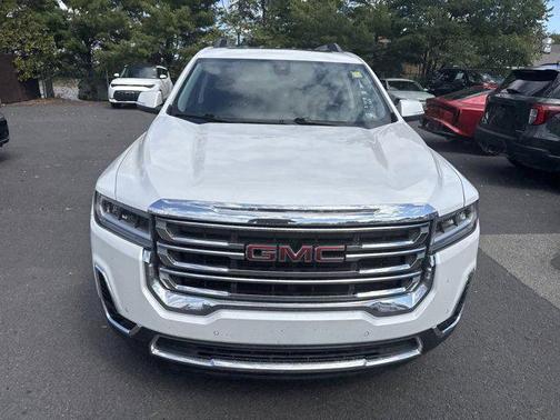 2023 GMC Acadia AWD SLT