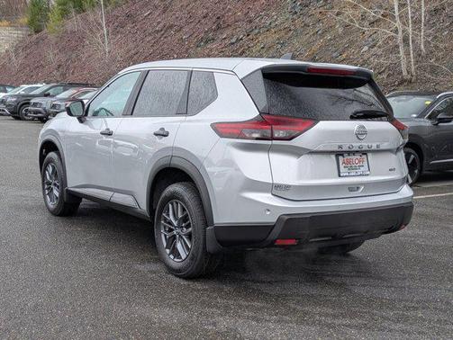 2025 Nissan Rogue S