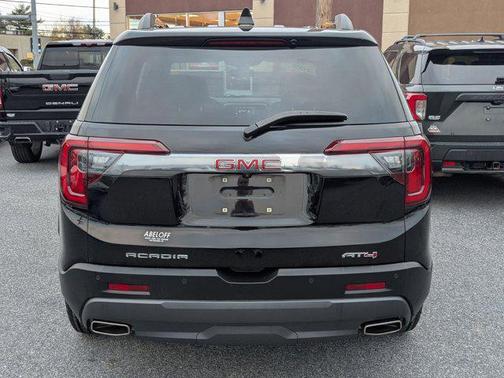 2023 GMC Acadia AWD AT4