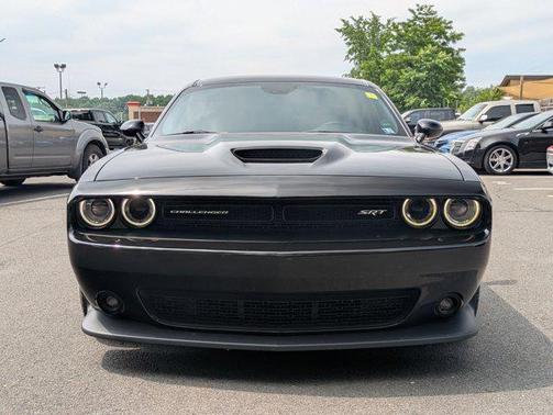 2016 Dodge Challenger SRT 392