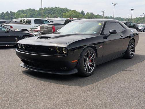 2016 Dodge Challenger SRT 392