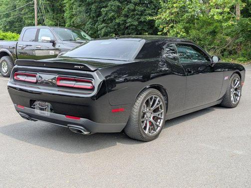 2016 Dodge Challenger SRT 392