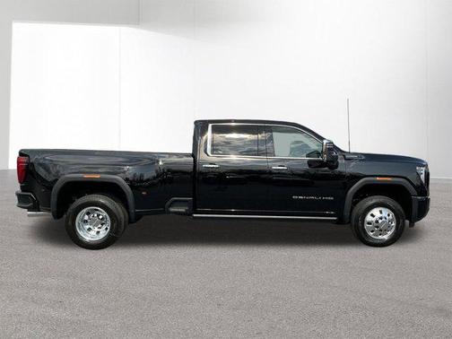Onyx Black 2026 GMC Sierra 3500 Denali
