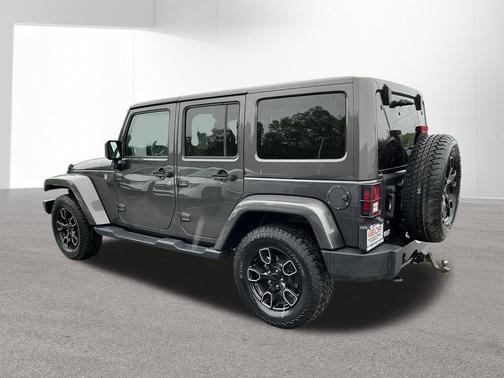 Granite Crystal Metallic Clearcoat 2018 Jeep Wrangler JK Unlimited Altitude